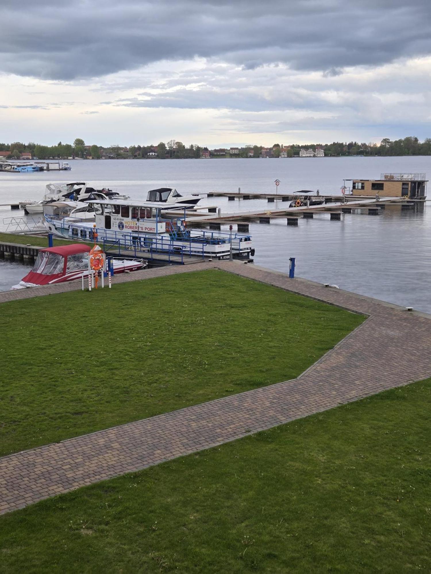 Domek Na Wodzie - Houseboat -Sauna, Taras Na Dachu, Dwie Sypialnie Mikołajki Exterior foto